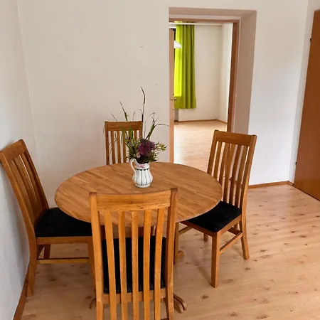 Apartment Pauline Mit Balkon Und Internet Knittelfeld Exterior photo
