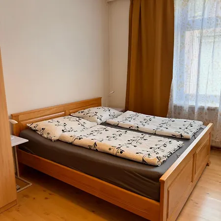 Apartment Pauline Mit Balkon Und Internet Knittelfeld Exterior photo