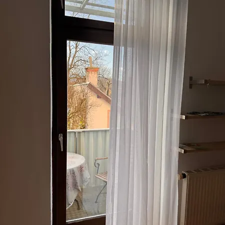 Apartment Pauline Mit Balkon Und Internet Knittelfeld Exterior photo